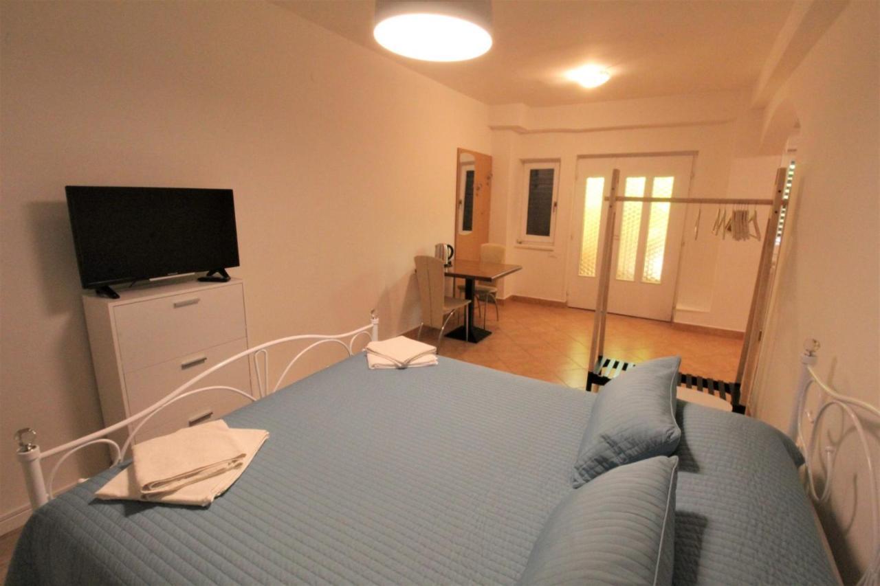 Apartment Orietta Savudrija Exteriör bild
